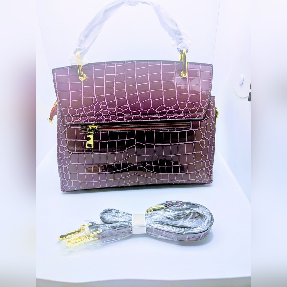NWT ⭐VIBRANT⭐ Verano Hill Purple Croc-Embossed Satchel with Iridescent Flap - Picture 5 of 6